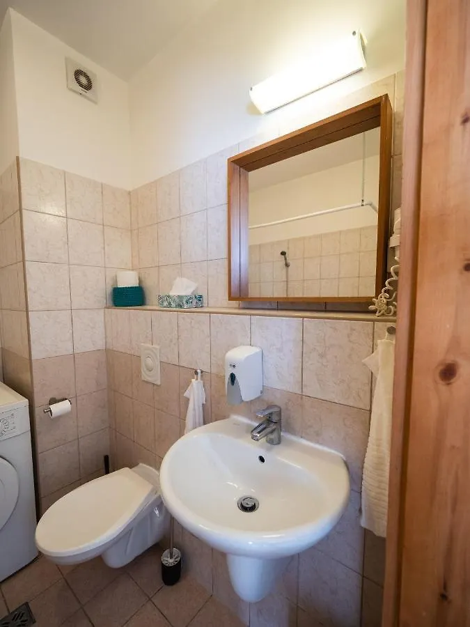 Apartment Cozy Central Home With Big Balcony And Ac Budapest Hungary